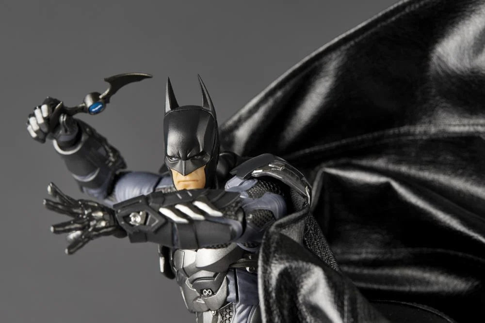 CT Batman: Arkham Knight Amazing Yamaguchi Revoltech NR038 Batman Action Figure