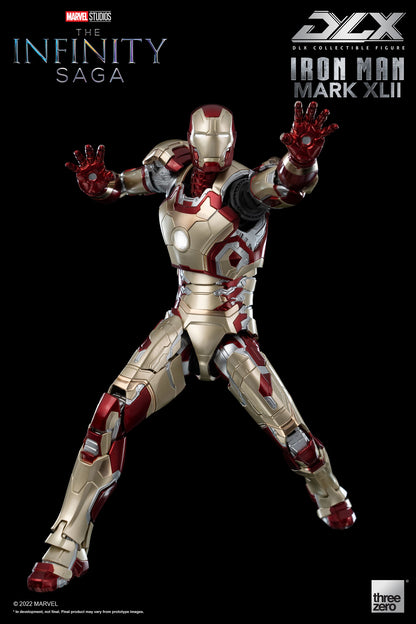 Marvel Studios: The Infinity Saga DLX Iron Man Mark 42