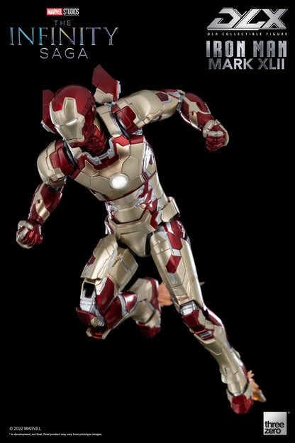 Marvel Studios: The Infinity Saga DLX Iron Man Mark 42